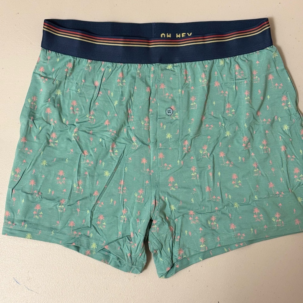Marine Layer BOXER button pattern green/Pink Palm Relaxed  , 2XL